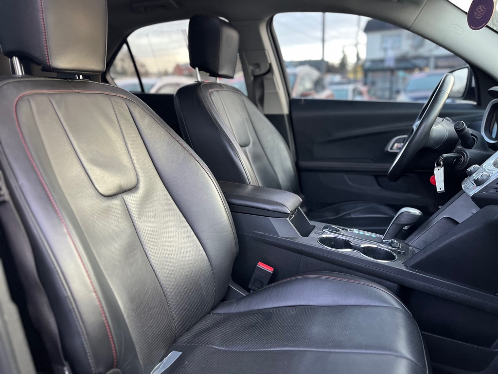 Photo 16 of this CHEVROLET EQUINOX