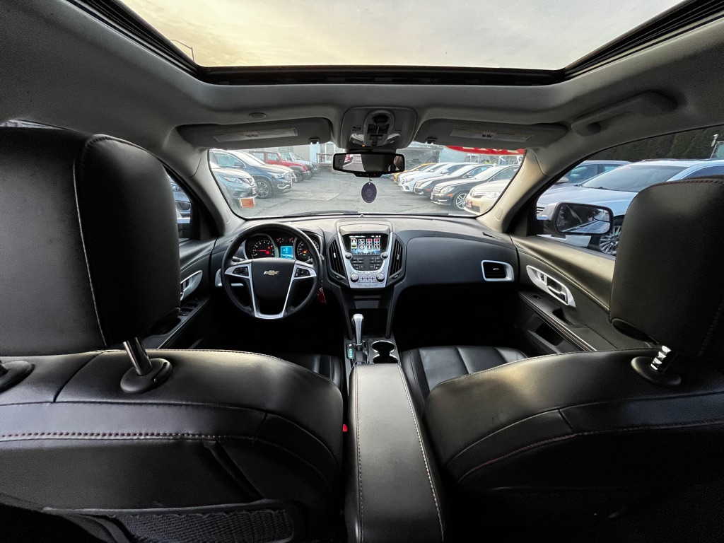 Photo 13 of this CHEVROLET EQUINOX