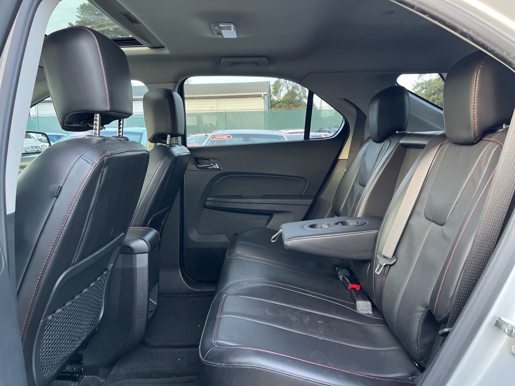 Photo 12 of this CHEVROLET EQUINOX