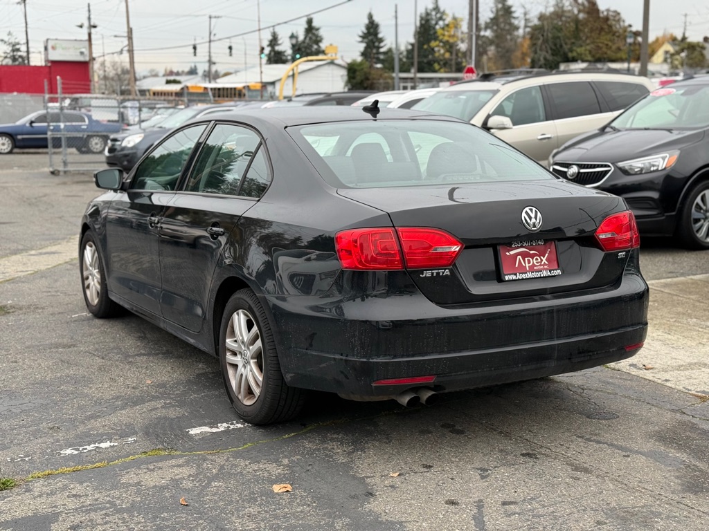 Photo 5 of this VOLKSWAGEN JETTA