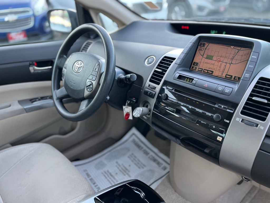 Photo 17 of this TOYOTA PRIUS