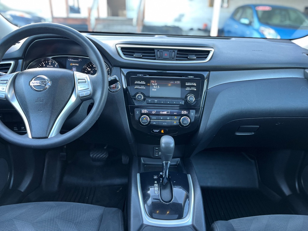 Photo 12 of this NISSAN ROGUE