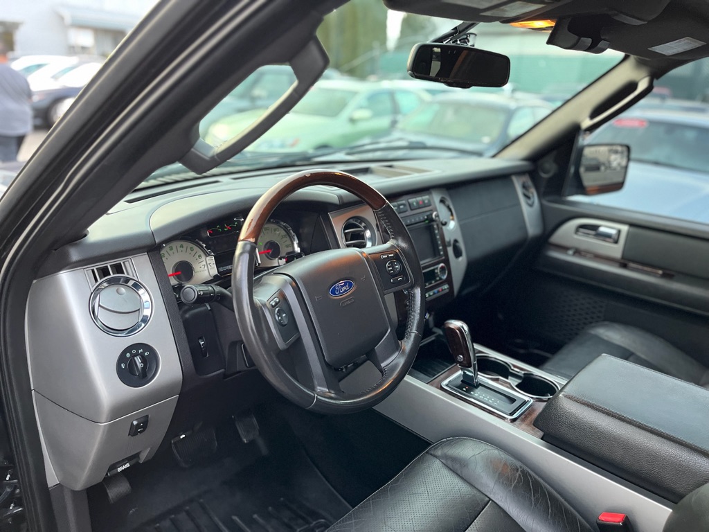 Photo 6 of this FORD EXPEDITION