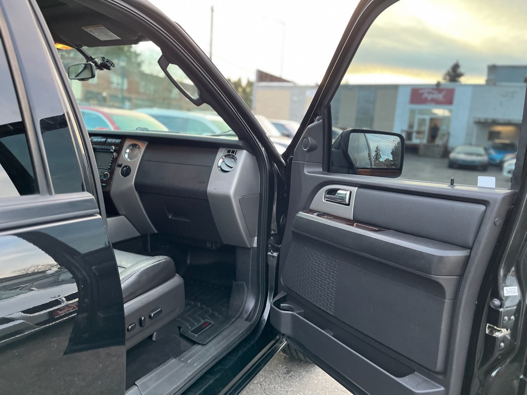 Photo 10 of this FORD EXPEDITION