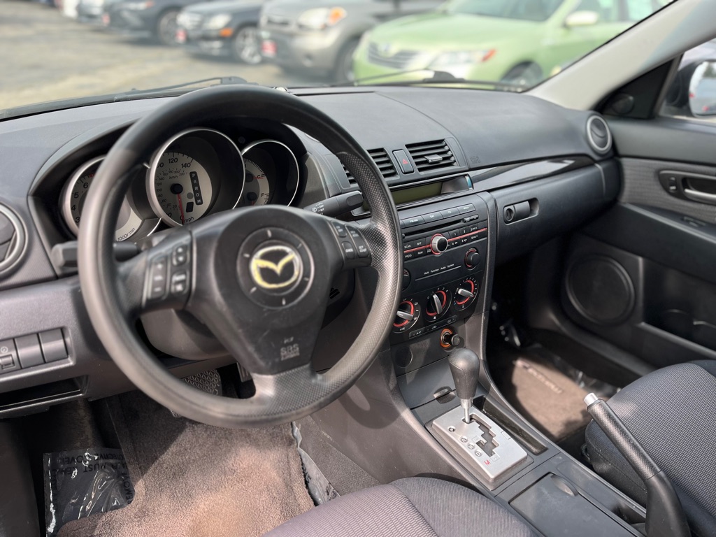 Photo 10 of this MAZDA MAZDA3