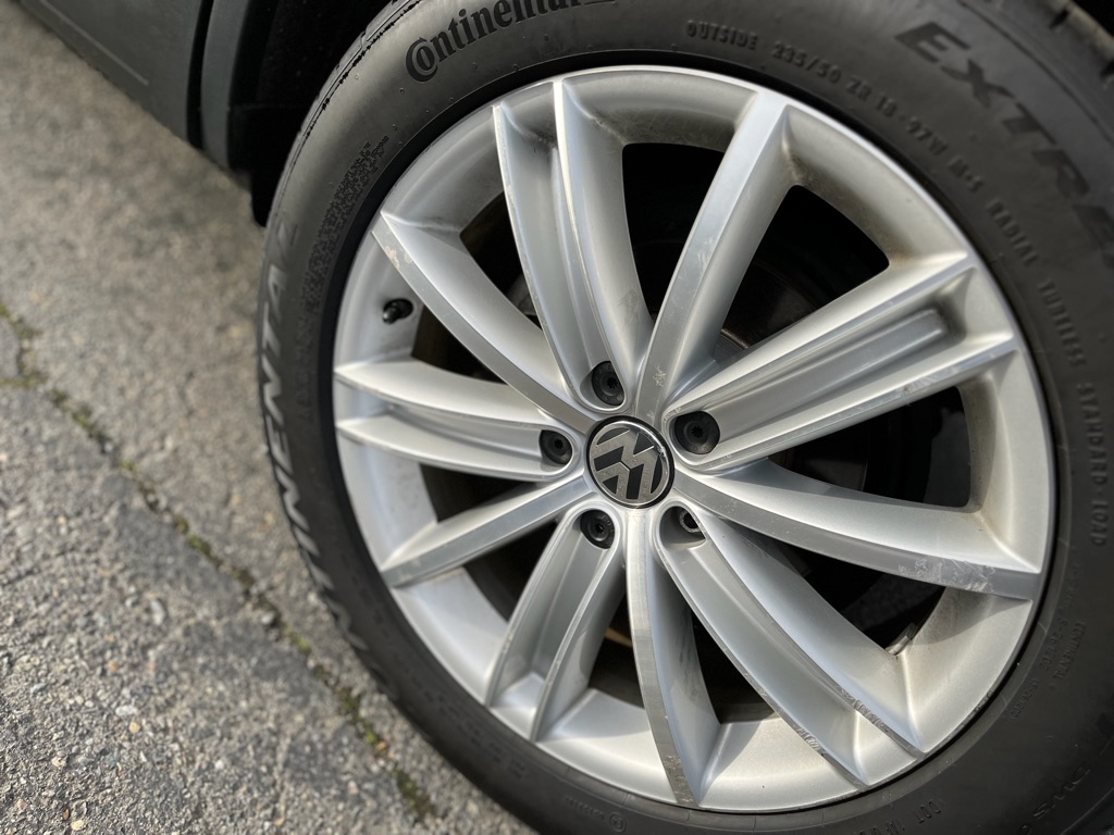 Photo 19 of this VOLKSWAGEN TIGUAN
