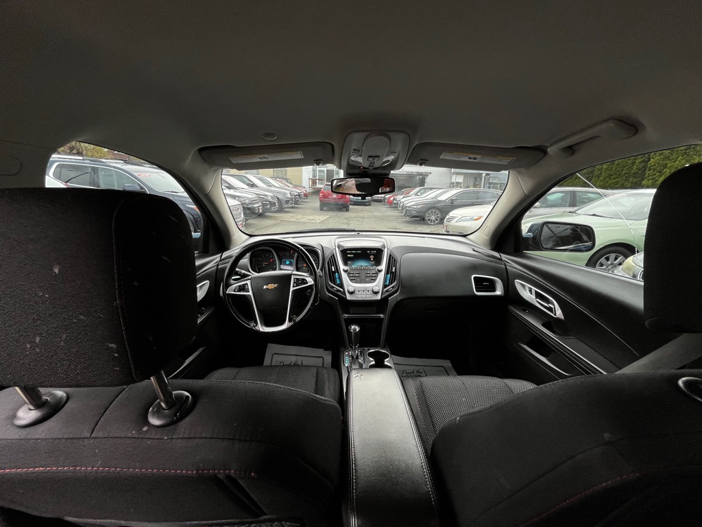 Photo 13 of this CHEVROLET EQUINOX