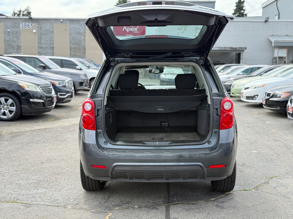 Photo 7 of this CHEVROLET EQUINOX