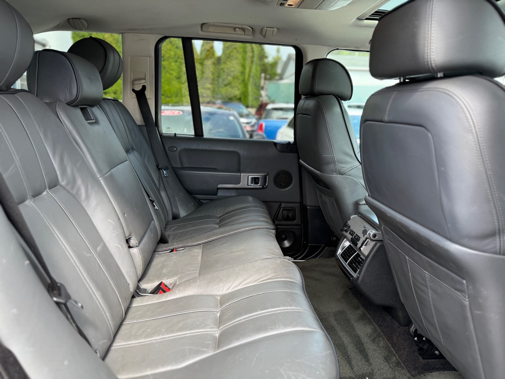 Photo 17 of this LAND ROVER RANGE ROVER