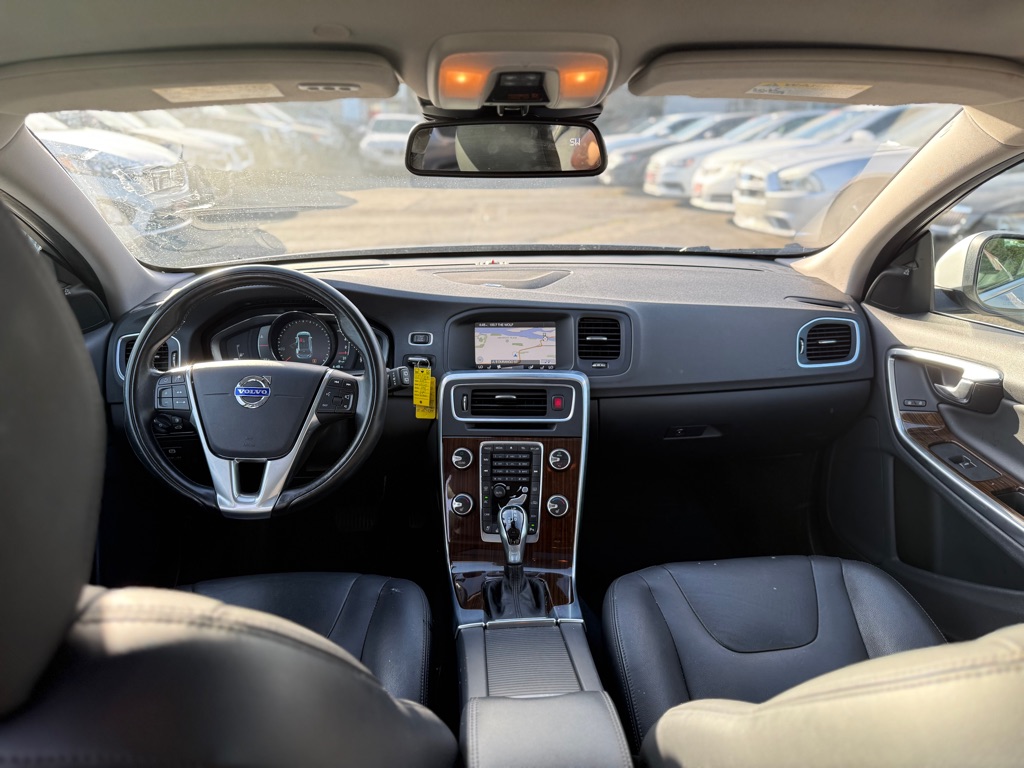 Photo 12 of this VOLVO V60