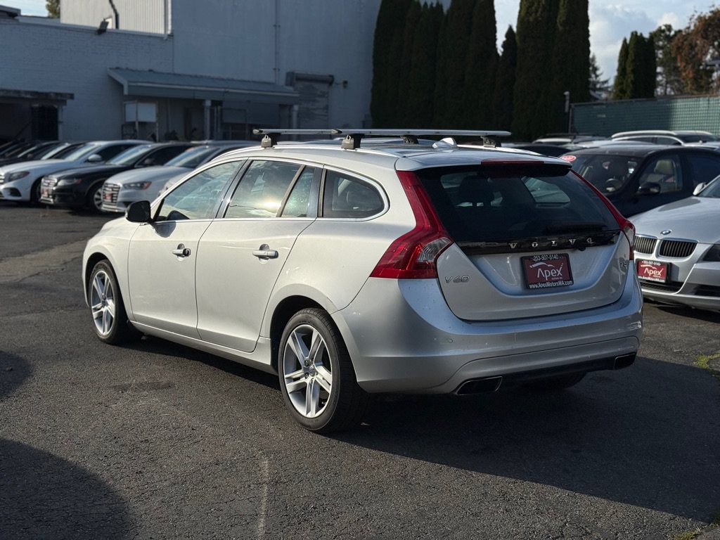Photo 5 of this VOLVO V60
