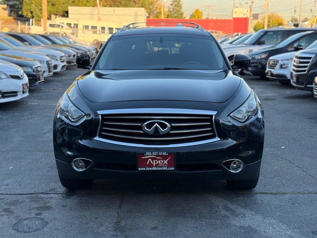 Photo 3 of this INFINITI QX70
