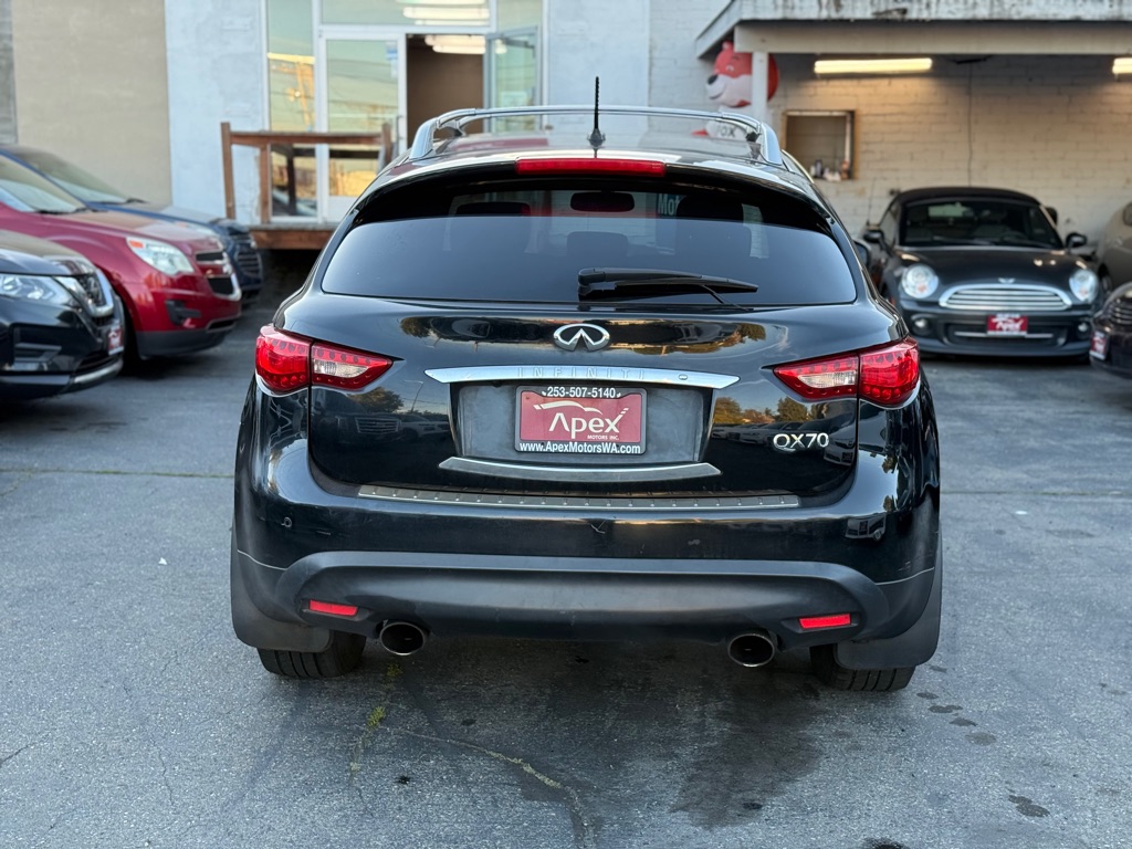 Photo 6 of this INFINITI QX70