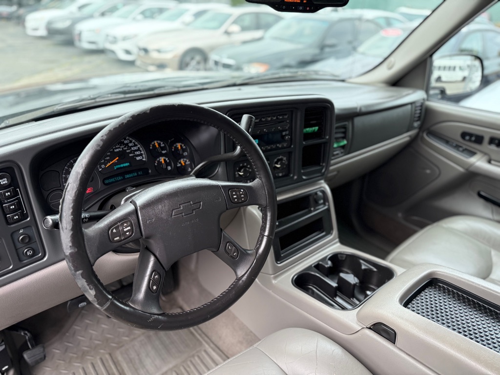 Photo 10 of this CHEVROLET AVALANCHE
