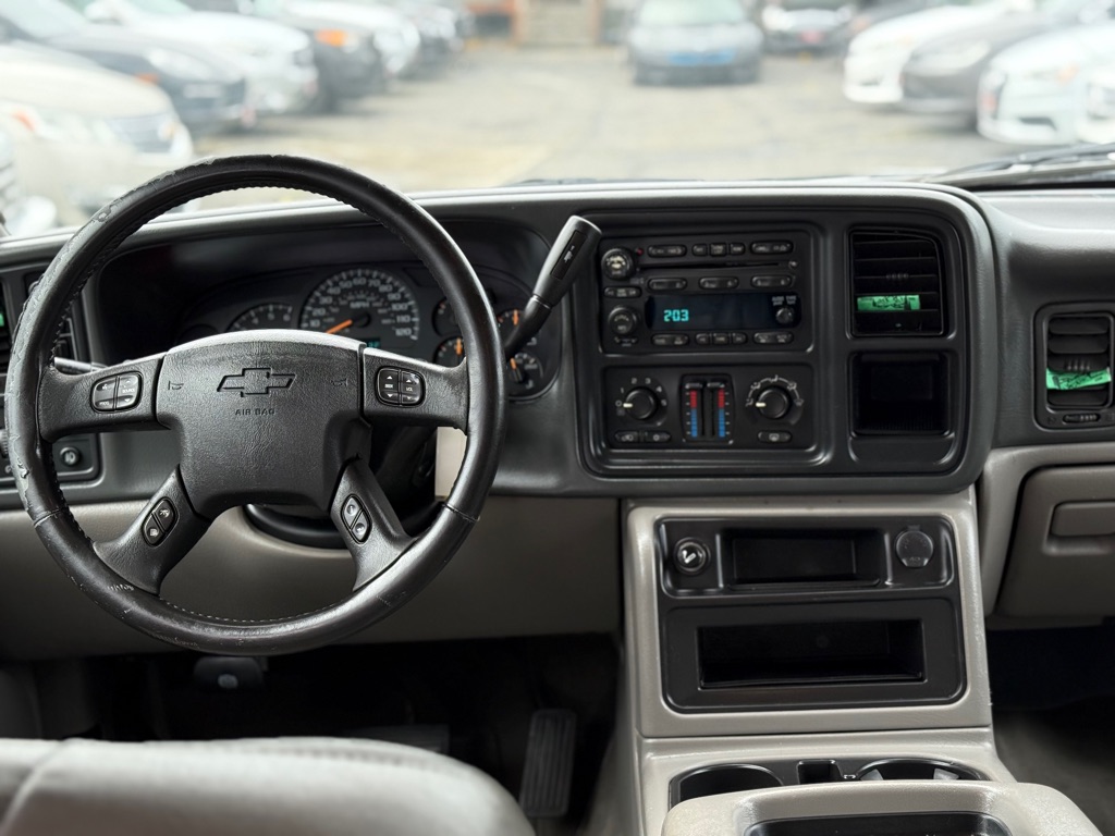 Photo 14 of this CHEVROLET AVALANCHE
