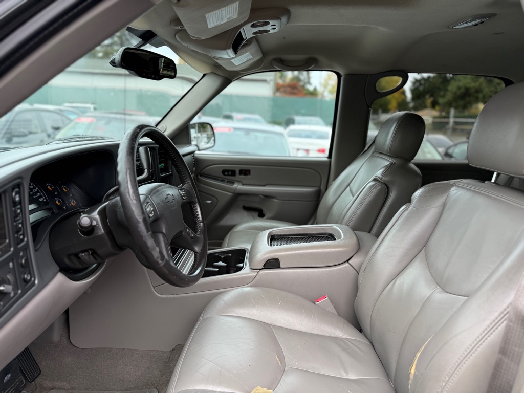 Photo 9 of this CHEVROLET AVALANCHE