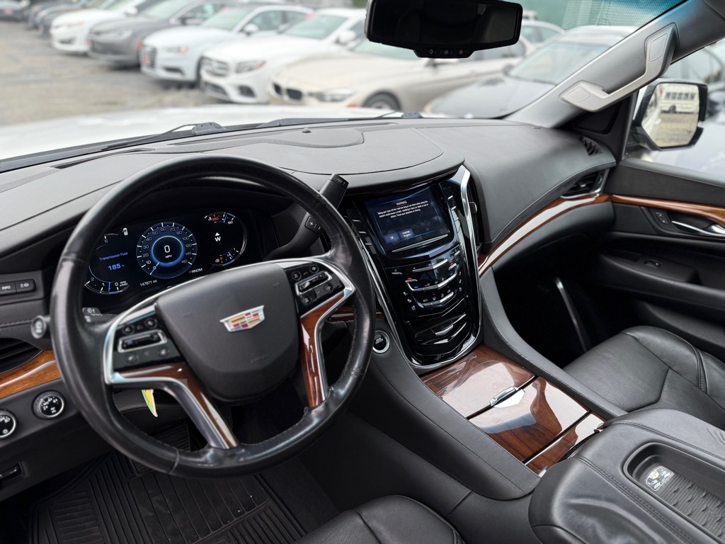 Photo 10 of this CADILLAC ESCALADE ESV