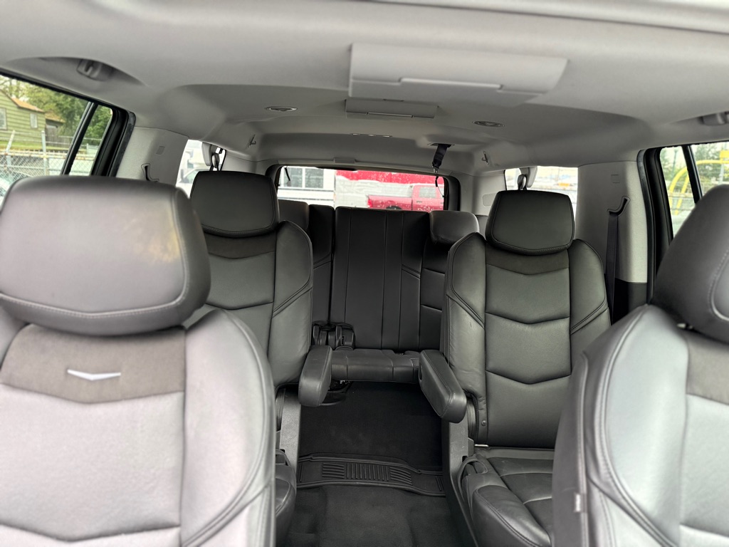 Photo 21 of this CADILLAC ESCALADE ESV