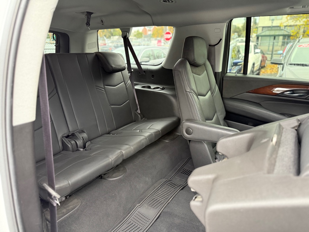 Photo 23 of this CADILLAC ESCALADE ESV