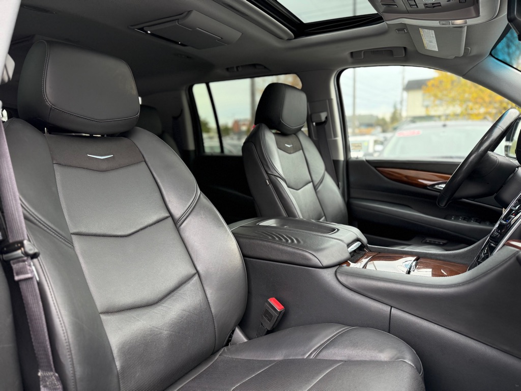 Photo 19 of this CADILLAC ESCALADE ESV