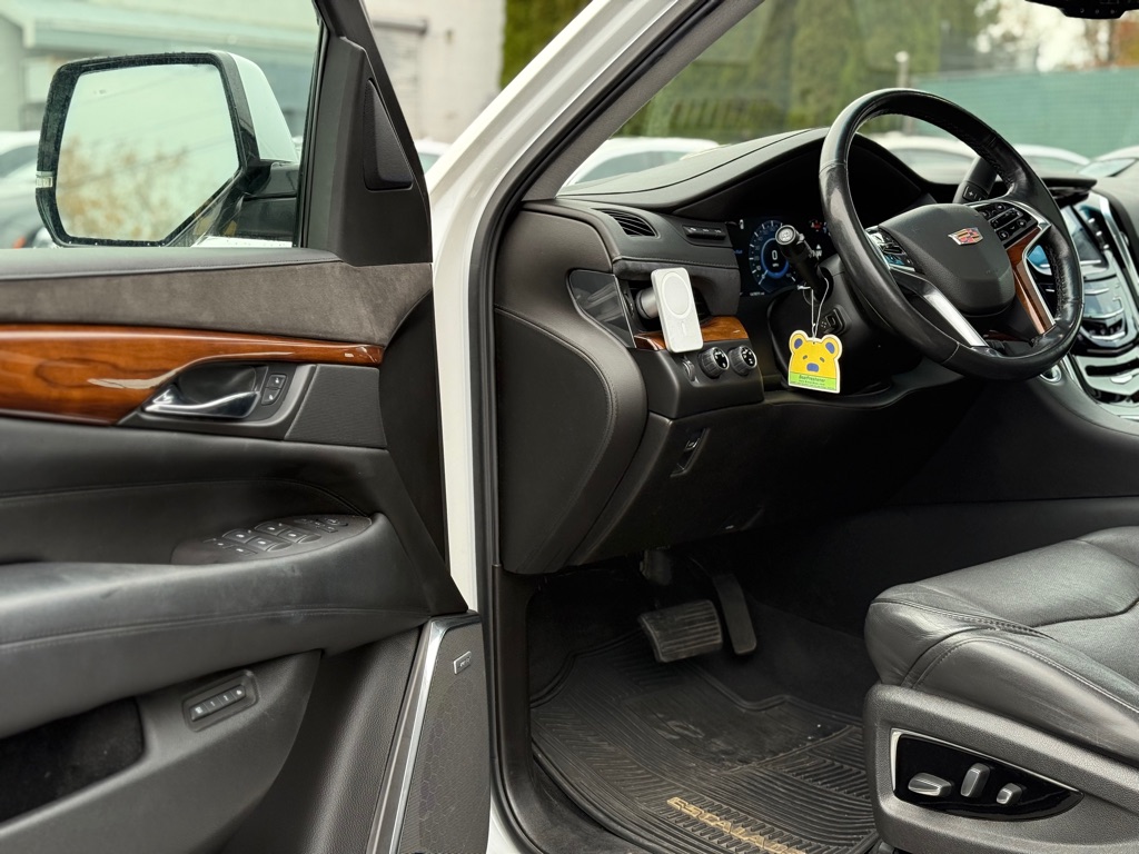 Photo 8 of this CADILLAC ESCALADE ESV