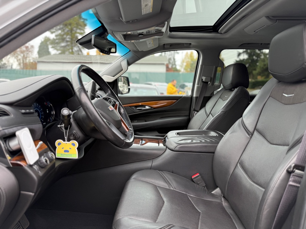 Photo 9 of this CADILLAC ESCALADE ESV