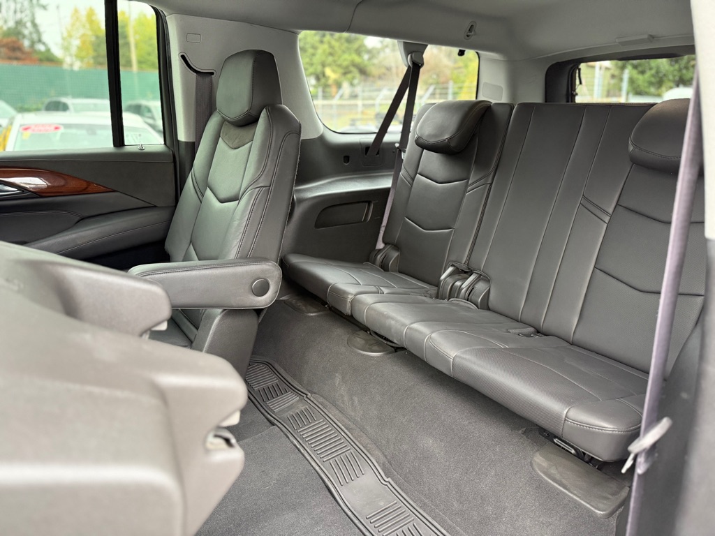 Photo 14 of this CADILLAC ESCALADE ESV