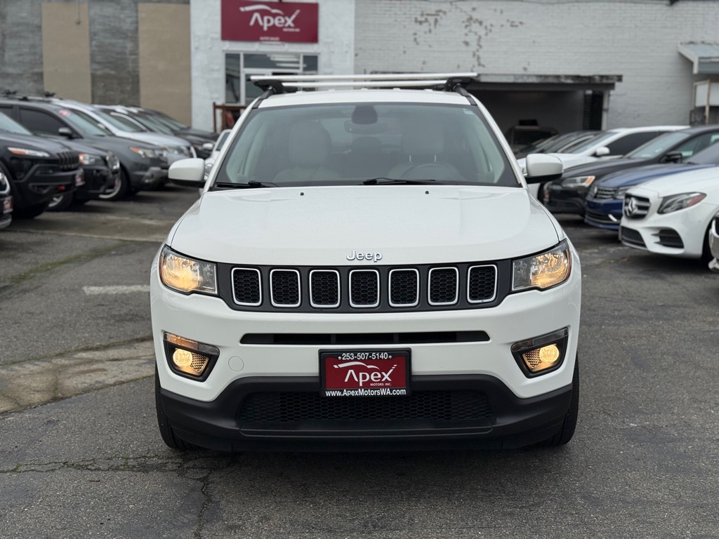 Photo 3 of this JEEP COMPASS