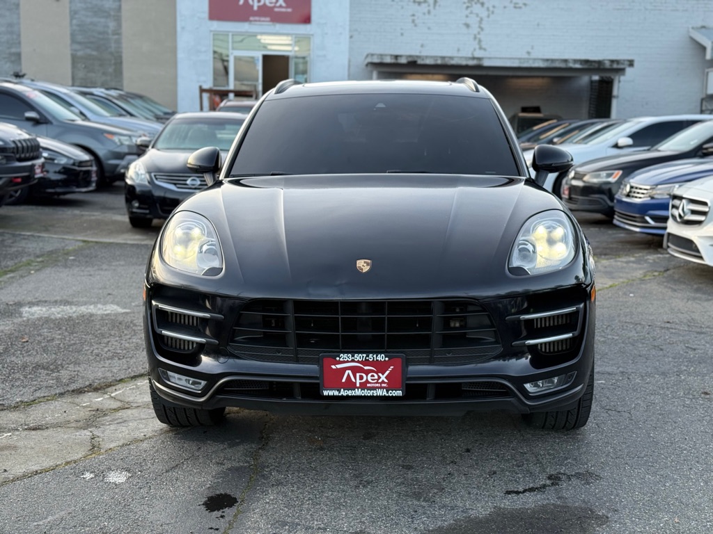 Photo 3 of this PORSCHE MACAN