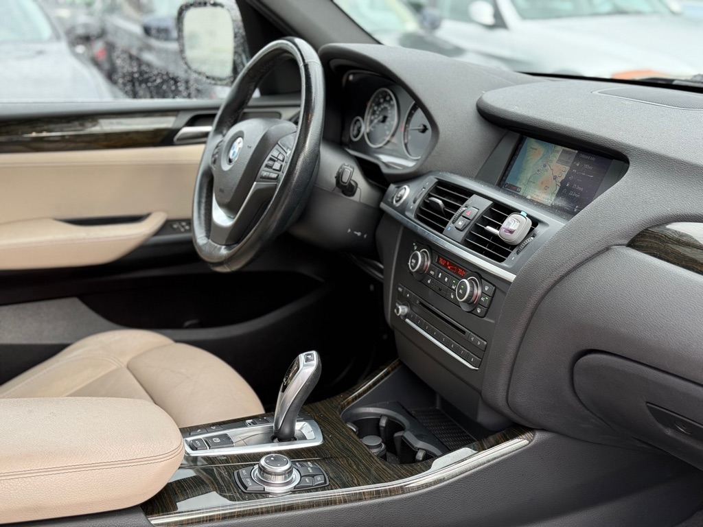 Photo 18 of this BMW X3