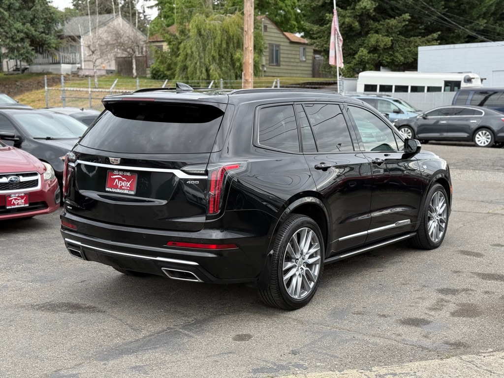Photo 4 of this CADILLAC XT6