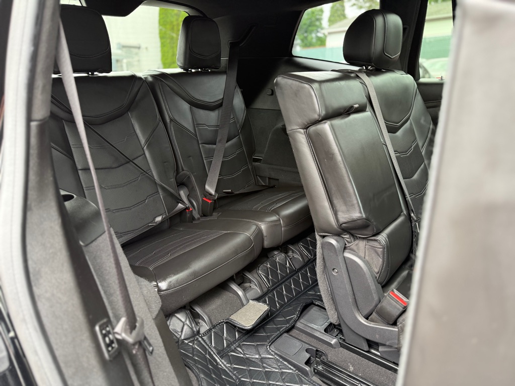 Photo 29 of this CADILLAC XT6