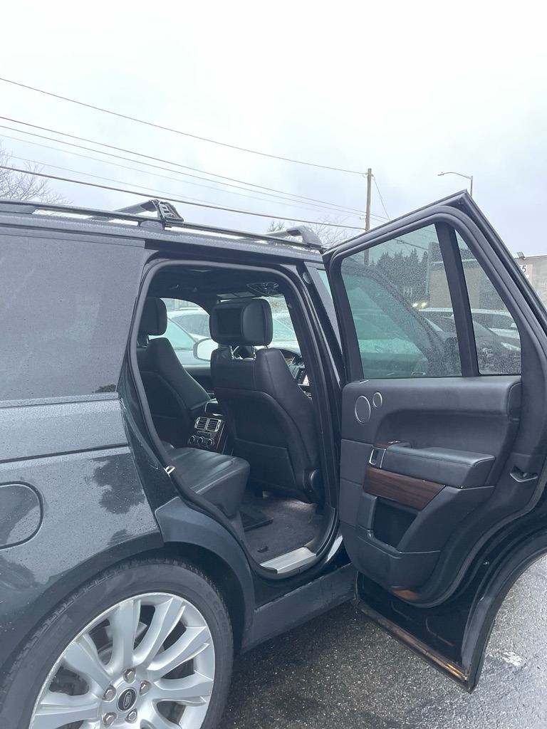 Photo 12 of this LAND ROVER RANGE ROVER