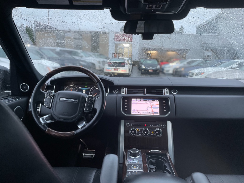 Photo 21 of this LAND ROVER RANGE ROVER