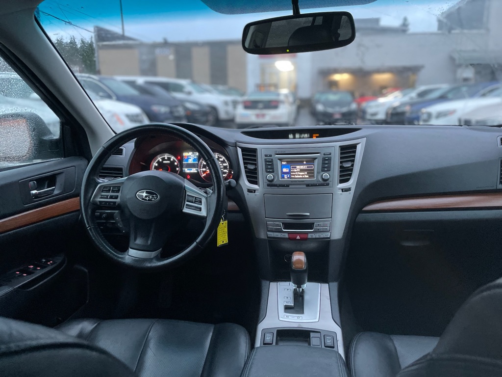 Photo 17 of this SUBARU OUTBACK