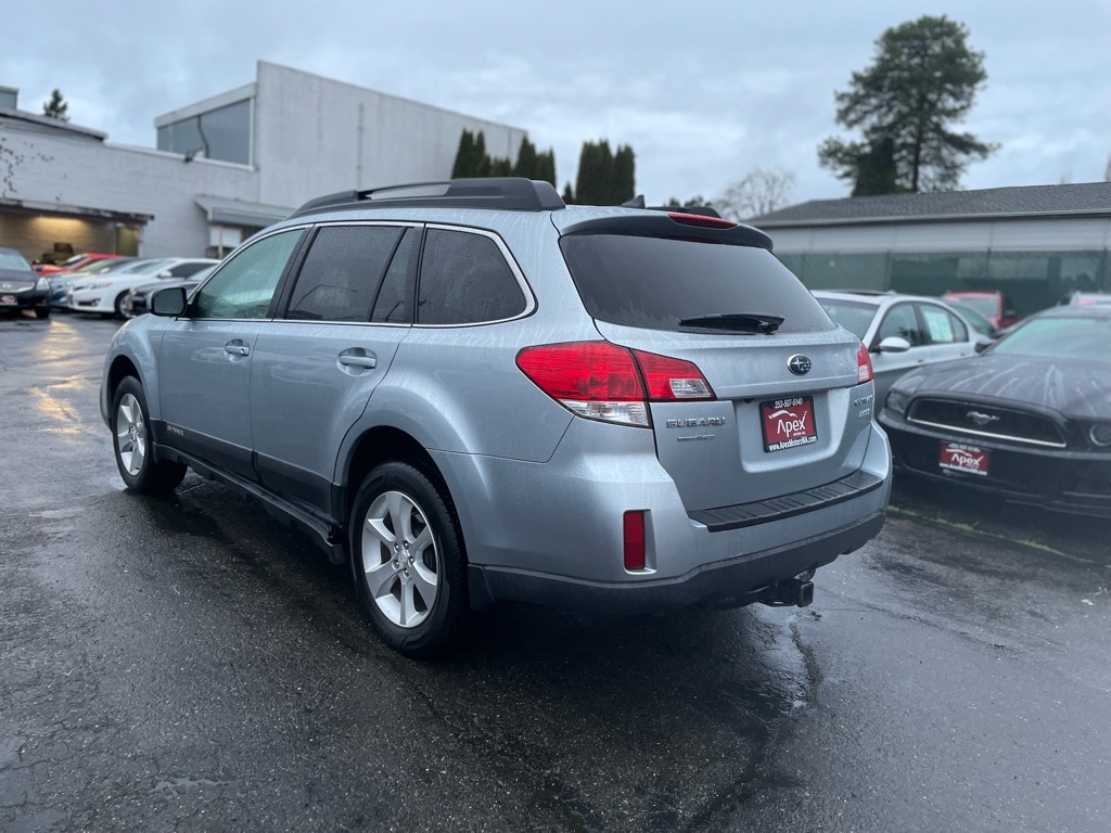 Photo 3 of this SUBARU OUTBACK