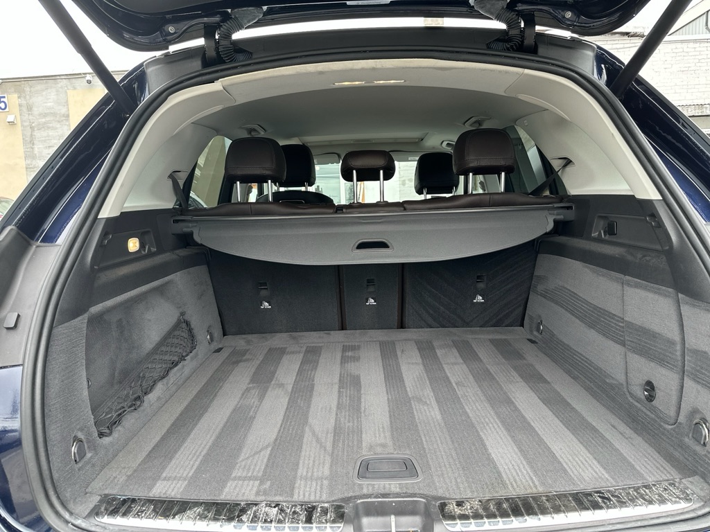 Photo 10 of this MERCEDES-BENZ GLE