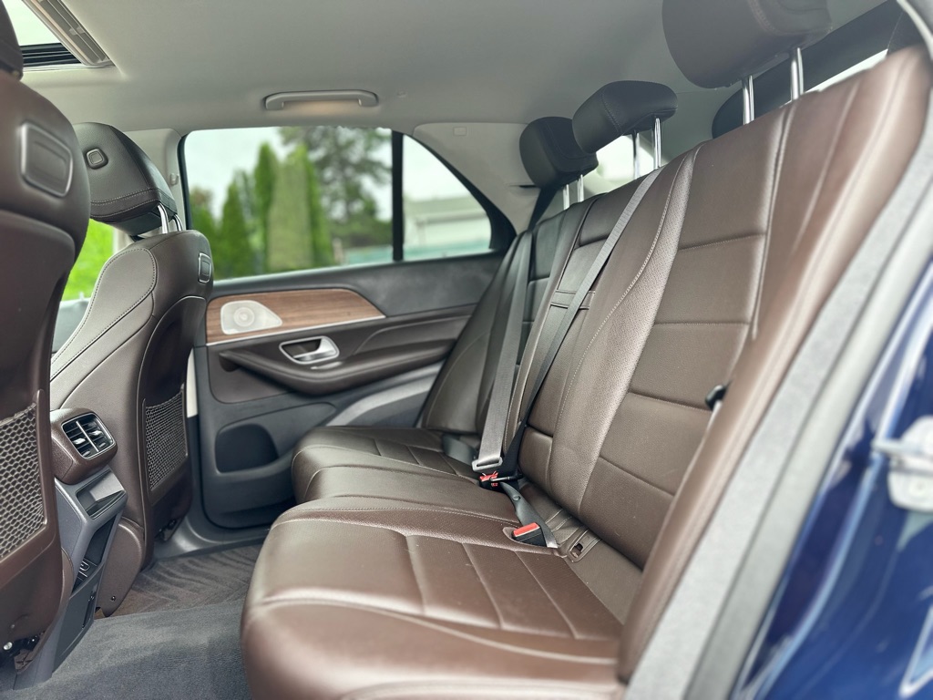 Photo 12 of this MERCEDES-BENZ GLE