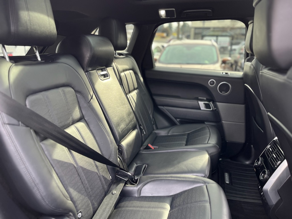 Photo 26 of this LAND ROVER RANGE ROVER SPO