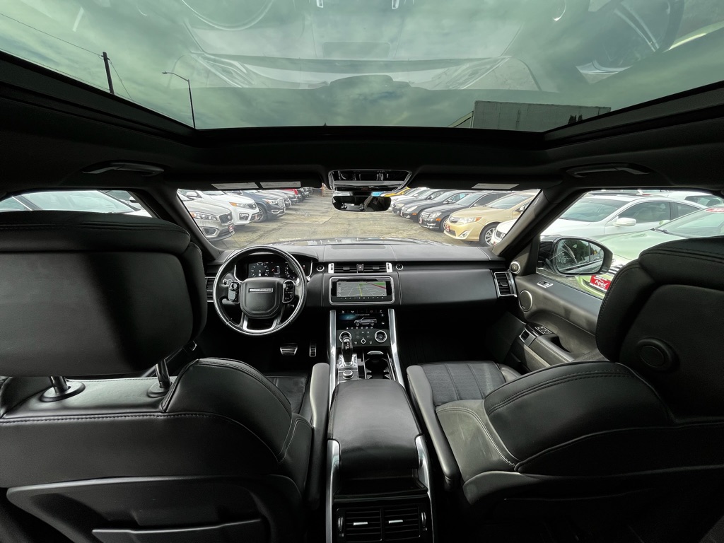 Photo 19 of this LAND ROVER RANGE ROVER SPO
