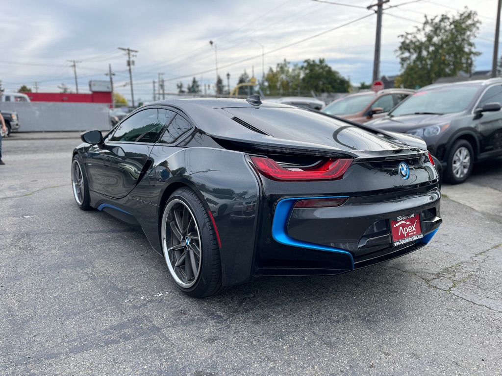 Photo 6 of this BMW I8