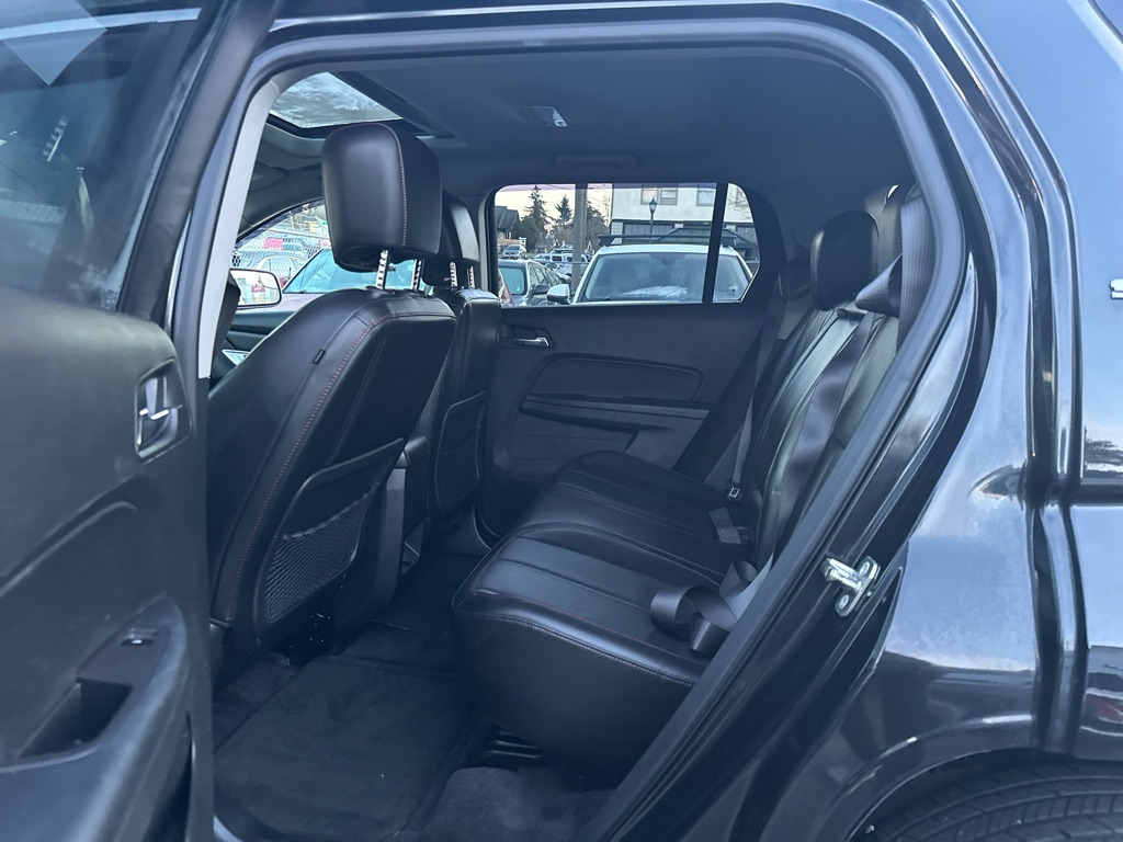 Photo 13 of this GMC TERRAIN