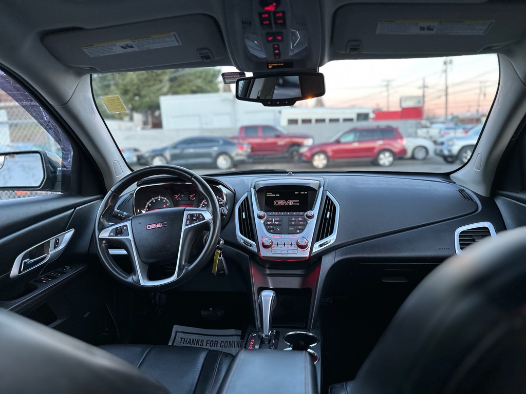Photo 21 of this GMC TERRAIN