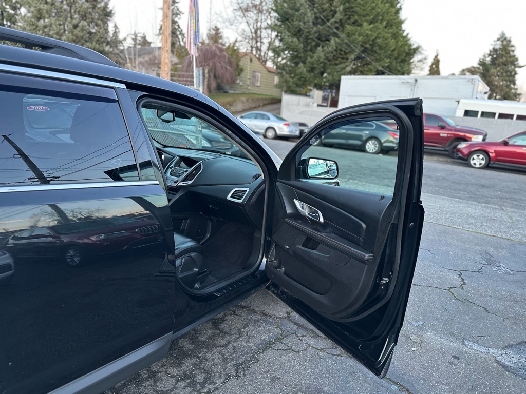 Photo 15 of this GMC TERRAIN