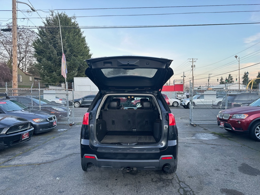 Photo 4 of this GMC TERRAIN