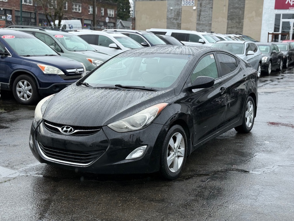 2013 HYUNDAI ELANTRA