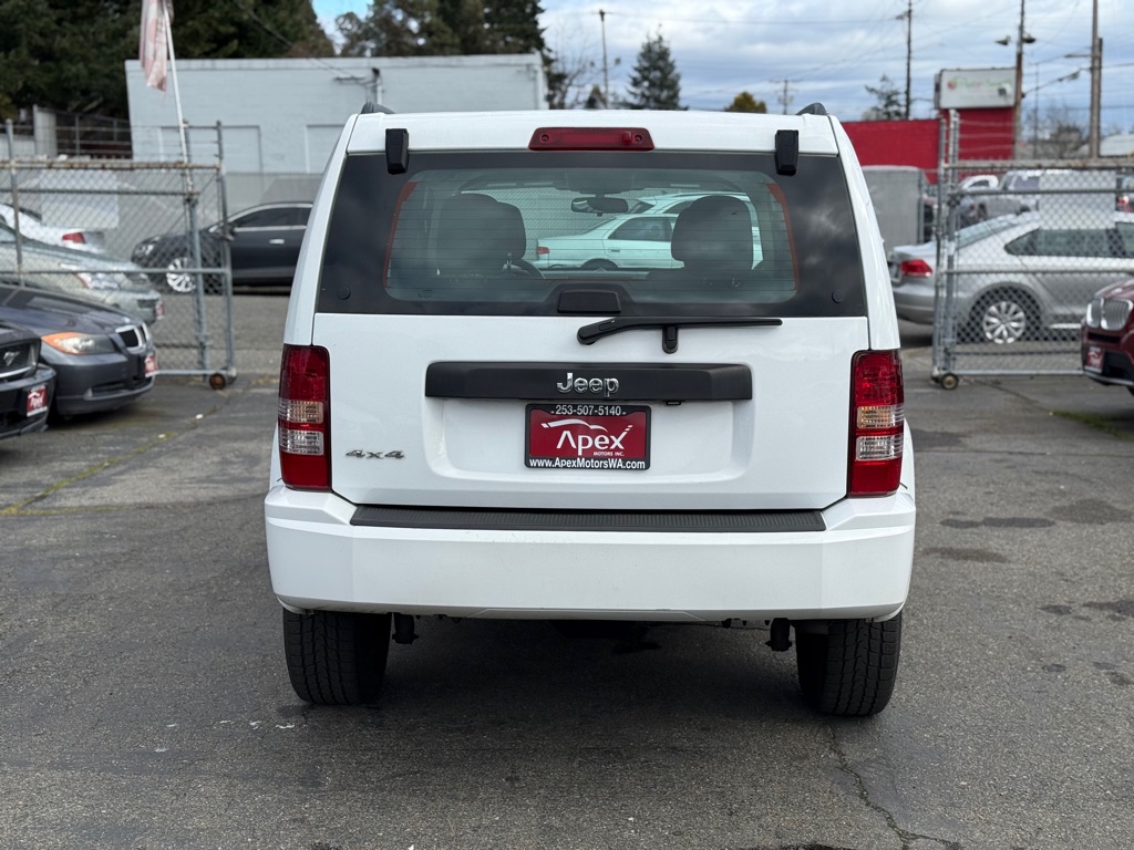 Photo 6 of this JEEP LIBERTY
