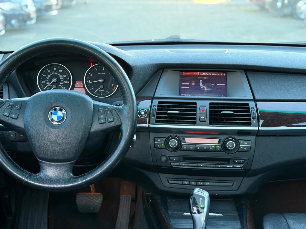 Photo 13 of this BMW X5