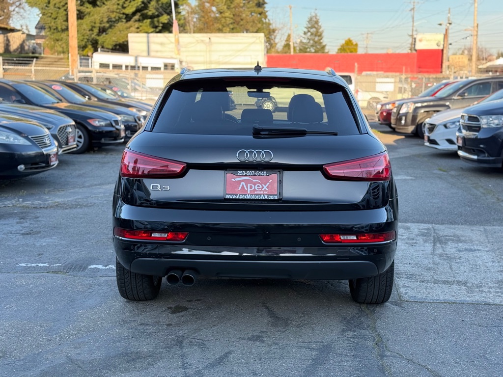 Photo 6 of this AUDI Q3