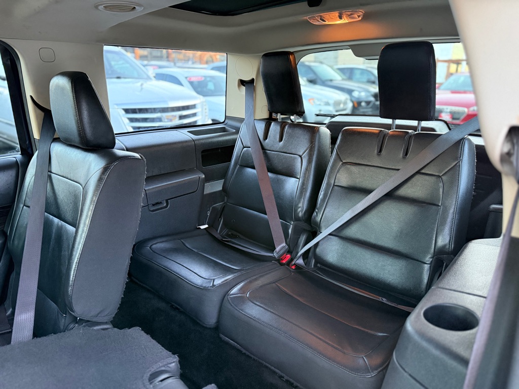Photo 14 of this FORD FLEX